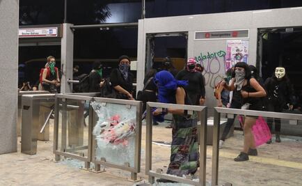 Limpian durante la noche espacios afectados tras marcha feminista