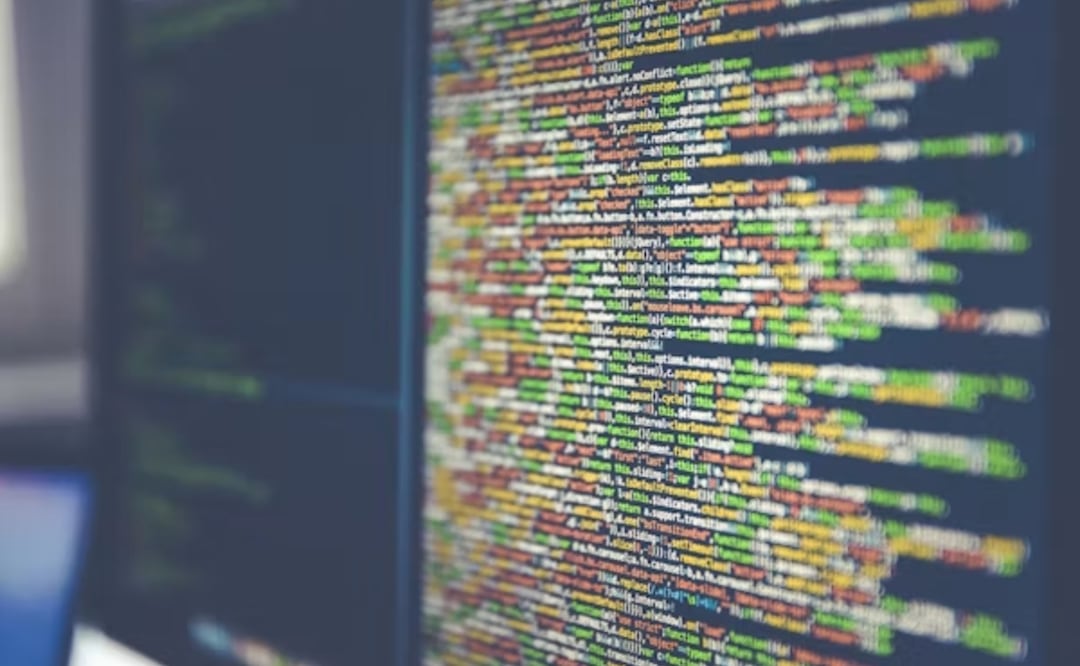 Qué información nunca deberías compartir con un chatbot de IA. Imagen: Unsplash