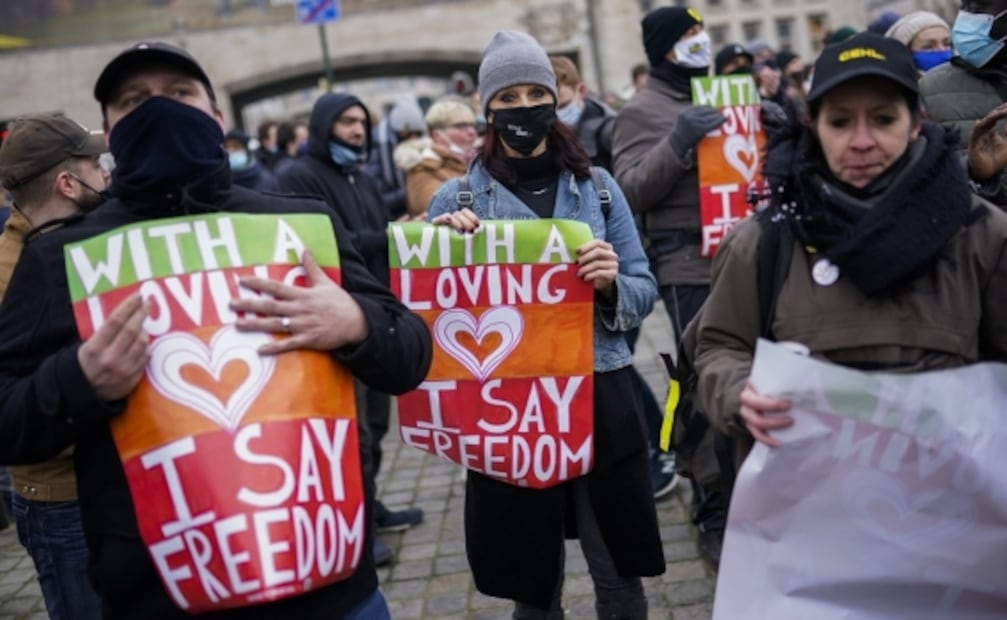 “Queremos libertad”: protestas anti-Covid se extienden en Europa