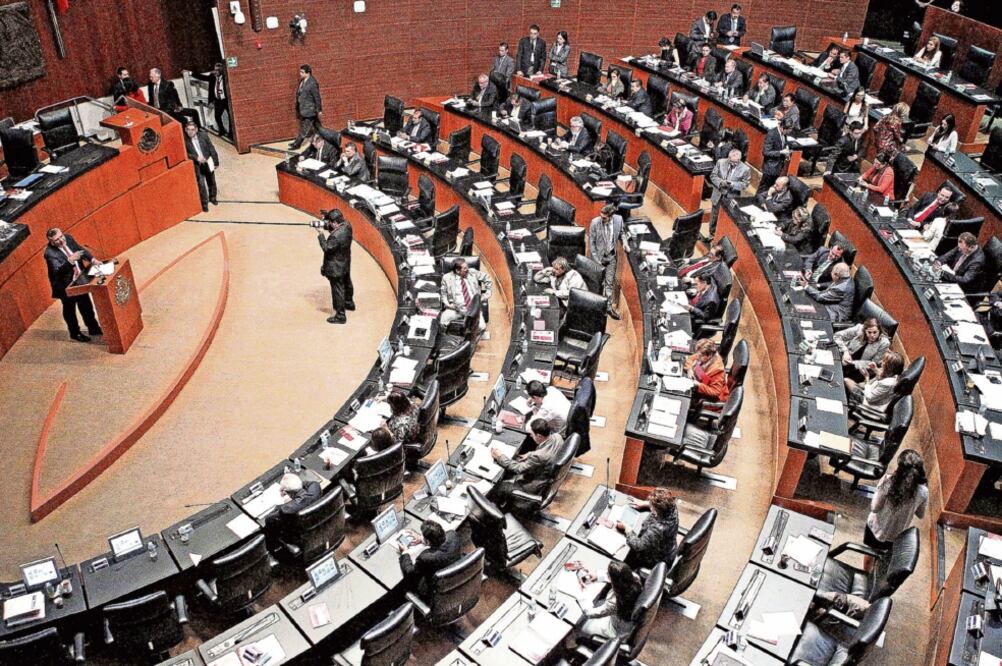 La Comisión Contra la Trata de Personas del Senado calificó de irresponsables los dichos de Luis Sánchez y Fernando Mayans sobre el tema (ARCHIVO EL UNIVERSAL)