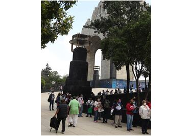 Tras filas kilométricas, Bienestar abrirá nuevos módulos para trámite de pensiones