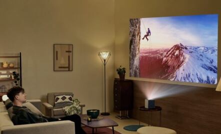 LG lanza proyector CineBeam S con calidad 4K y diseño compacto