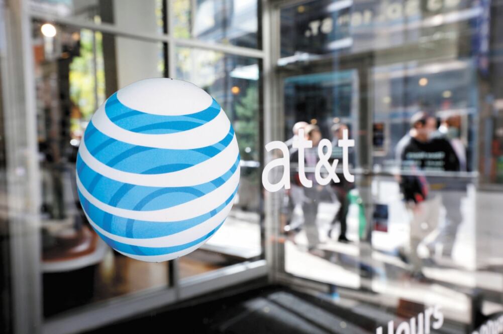 Al cierre de 2018, AT&T contaba con 18.3 millones de usuarios en México; desde 2015 ha invertido 7.4 mil millones de dólares. (ARCHIVO EL UNIVERSAL)
