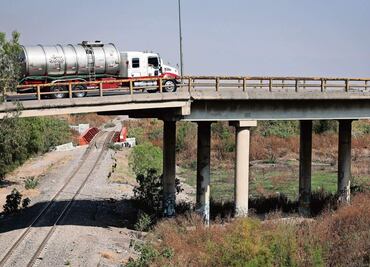 Reconstruirán dos puentes en Nezahualcóyotl