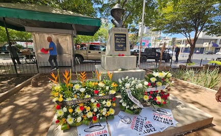 A nueve años del asesinato del periodista Javier Valdez, su viuda exige que crimen no quede impune; encabeza homenaje