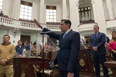 Federico Chávez, suplente de Christian Von Roehrich, toma protesta como diputado local 