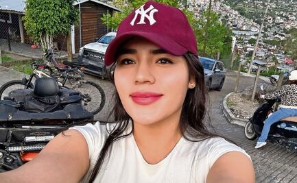 Regidora morenista regala impresora a escuela sin luz