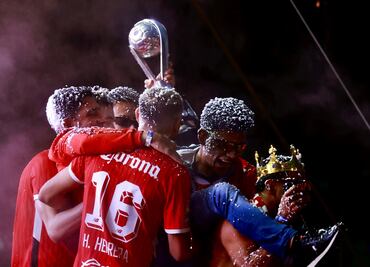 FOTOS: Así celebraron los Diablos Rojos con sus aficionados la obtención del campeonato en Toluca