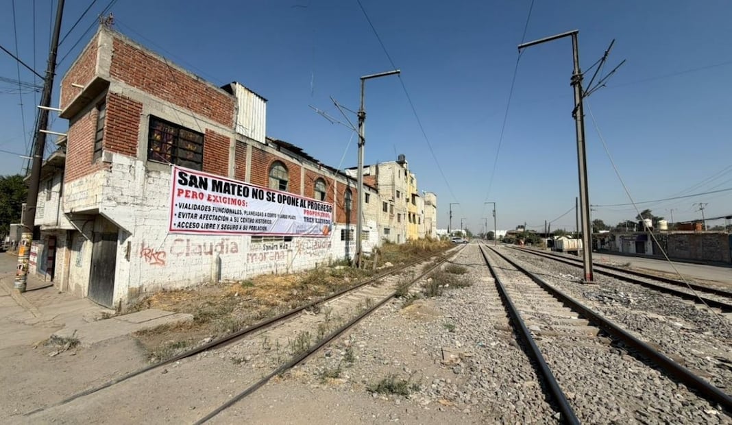 Vecinos frenan estudios del Tren México-Querétaro en San Mateo Ixtacalco; acusan falta de información sobre obras de mitigación. Foto: Especial