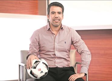 "Chicharito" Hernández puede hacer lo que quiera: Pável Pardo