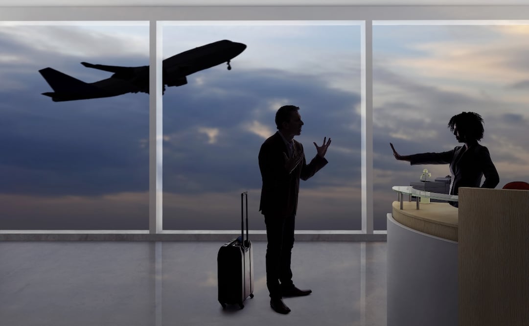 Cuando hay sobreventa, el primer paso es buscar voluntarios para ceder su asiento. El siguiente es seleccionar pasajeros de acuerdo con distintos criterios. Foto: iStock