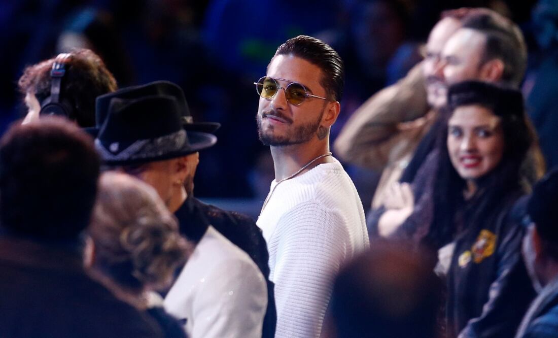 Maluma pidió que se rentara una casa para él y su familia y un chef las 24 horas Foto:EFE