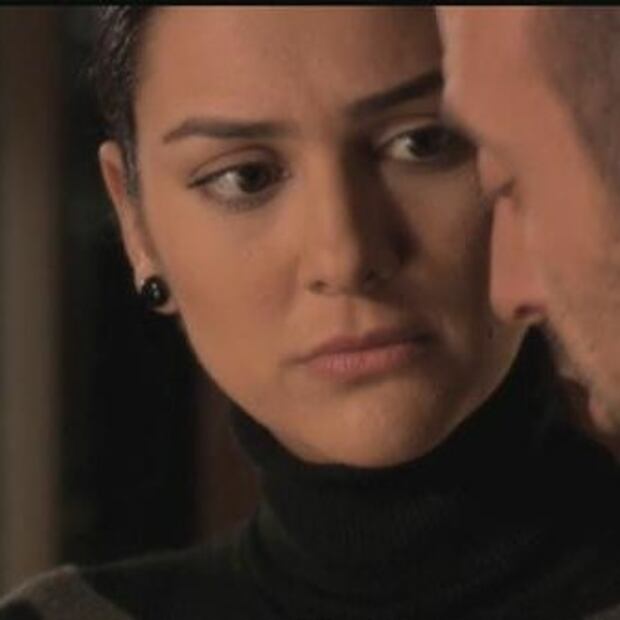 No creerás cómo luce hoy Berguzar Korel, protagonista de “Las Mil y Una Noches”. Fuente: Instagram @lasmilyunanochesok