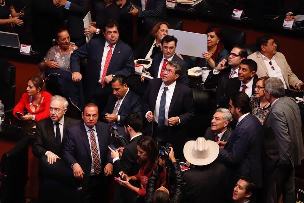 Senadores aprueban en lo particular la reforma educativa