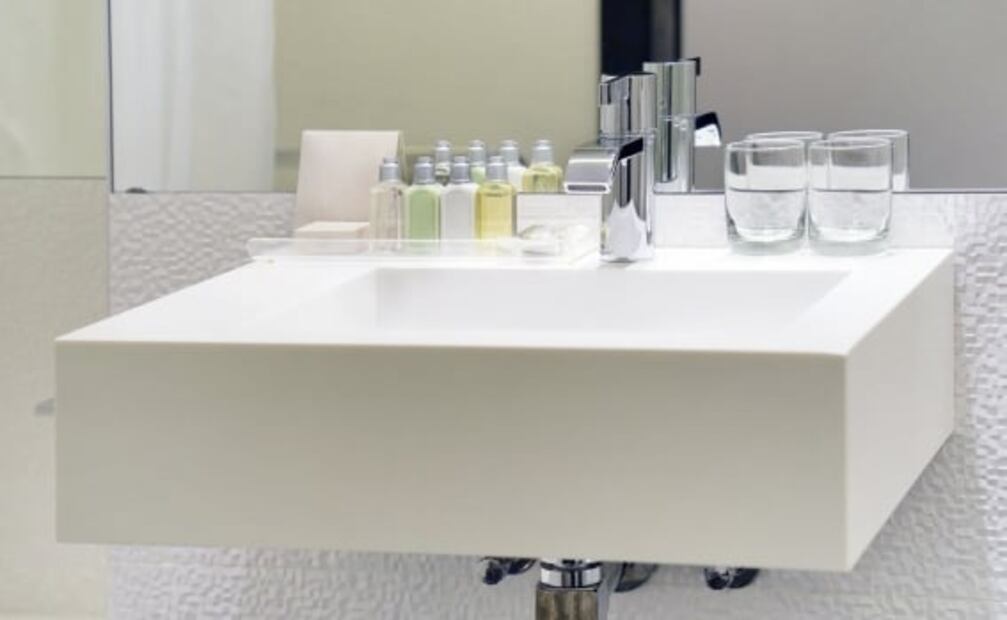 Cómo limpiar un cuarto de hotel para prevenir contagio de coronavirus