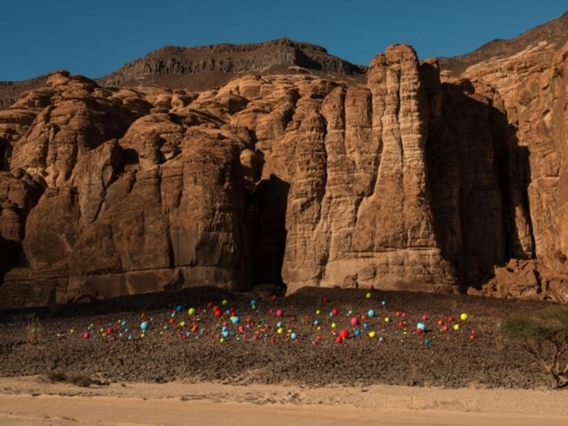 Récord Guinness: el edificio cubierto de espejos más grande del mundo