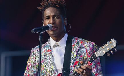 Jon Batiste, el fenómeno del jazz, lidera pelea por los Grammys