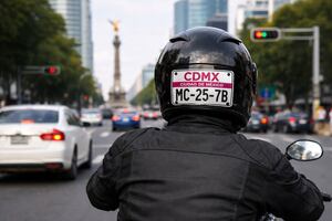 Placas en el casco de motociclistas: iniciativa en la Cámara de Diputados