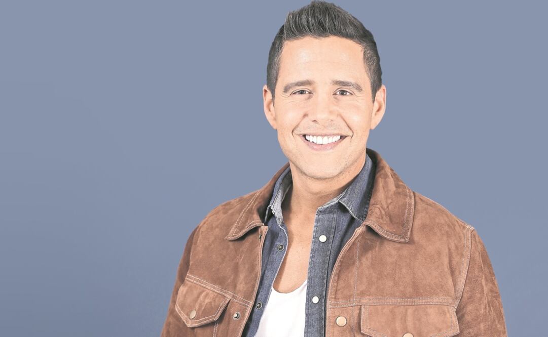 El conductor es portada de la revista Men´s Health de enero. VALENTE ROSAS. EL UNIVERSAL 