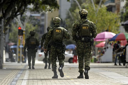 Colombia closes borders for presidential election's second round to ensure transparency