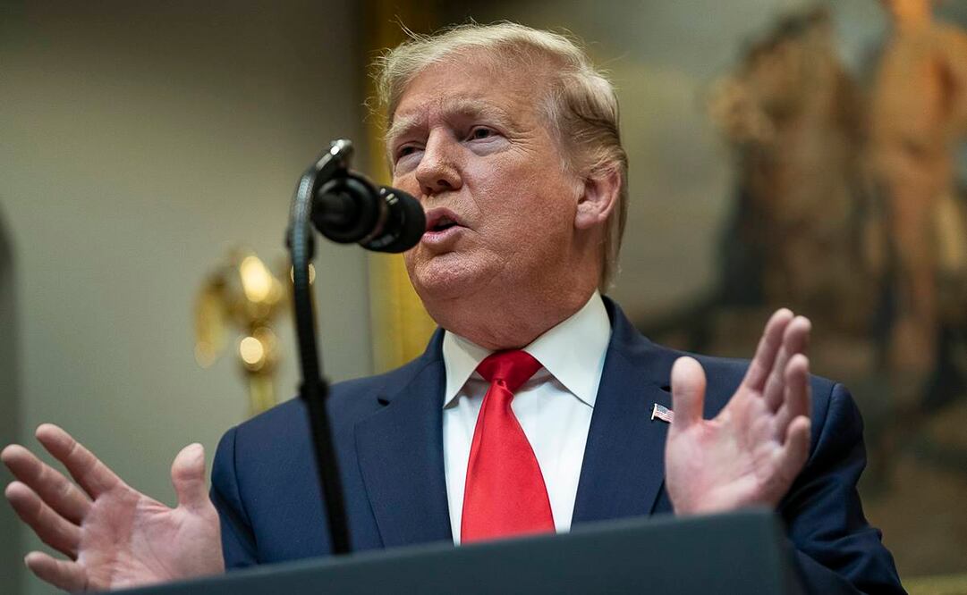 El presidente Donald Trump informó que el secretario del Tesoro aprobó las sanciones contra Irán (Foto: EFE)