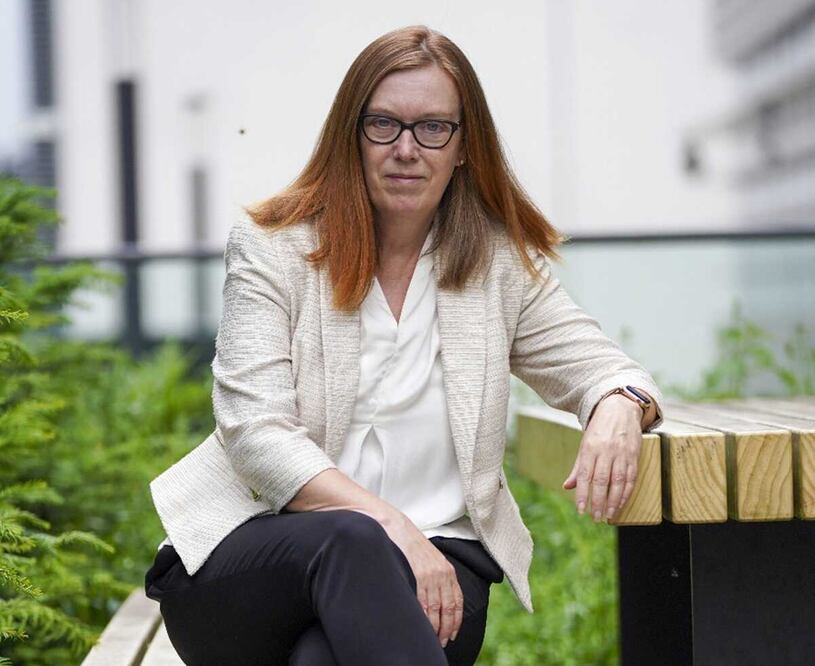 La profesora Sarah Gilbert, una de las científicas detrás de la vacuna Oxford-AstraZeneca. Foto: AP/Steve Parsons