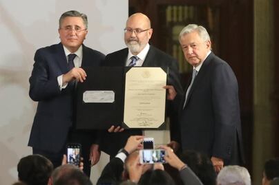 Entregan a Héctor Fix Zamudio Premio de Derechos Humanos 2018