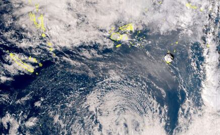 Erupción de volcán submarino provoca un tsunami en isla de Tonga
