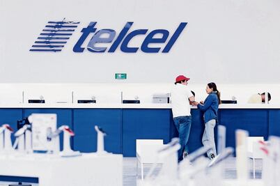 Telcel sólo pagó 1.4% de lo que AT&T y Telefónica por espectro