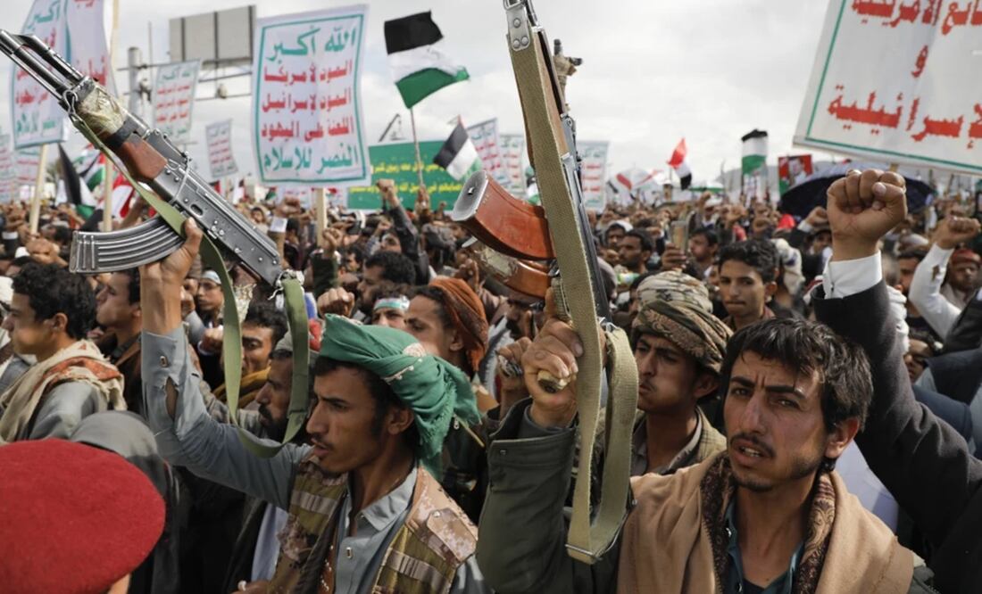 Hutíes imponen bloqueo marítimo sobre el puerto de Haifa, uno de los principales de Israel. Foto: AP