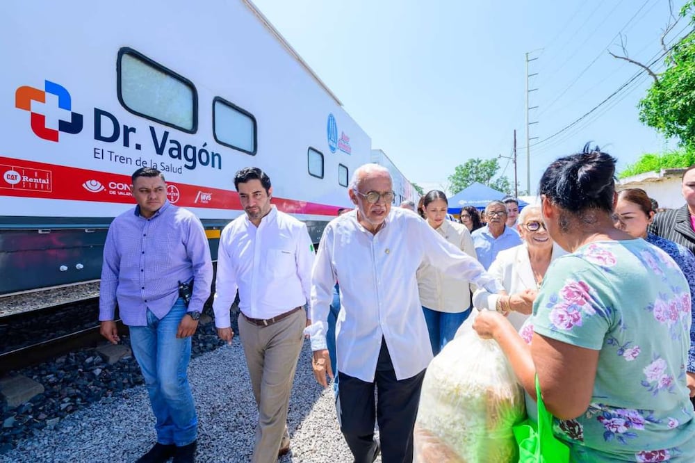 Durante cinco días los médicos y enfermeras que viajan en este tren atenderán a la sociedad nayarita. Foto: Especial