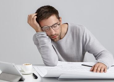 Esta es la vitamina que debes consumir por las noches para tener un sueño reparador