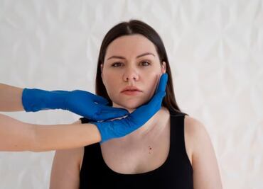 Descubre el remedio para disminuir la papada y los cachetes sin cirugías