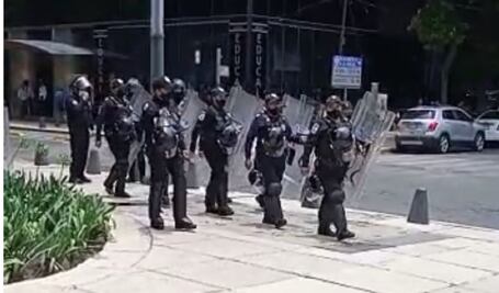 El teléfono roto entre un huelguista y autoridades de Cultura