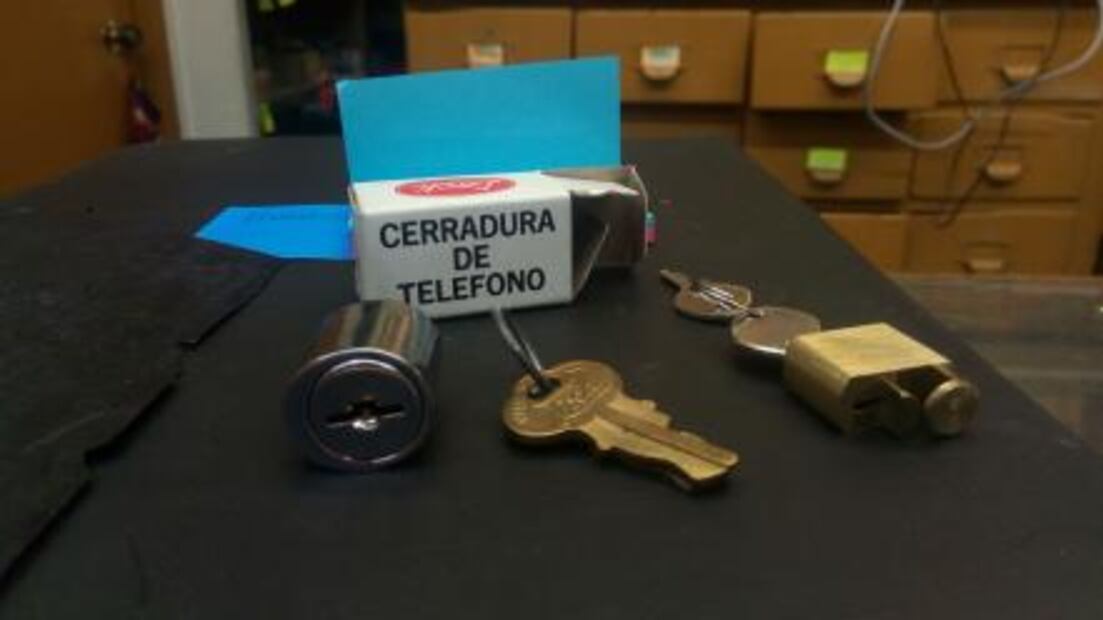 Antes se ponían candados a los teléfonos fijos