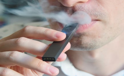 Vaping: Mexico bans e-cigarettes imports