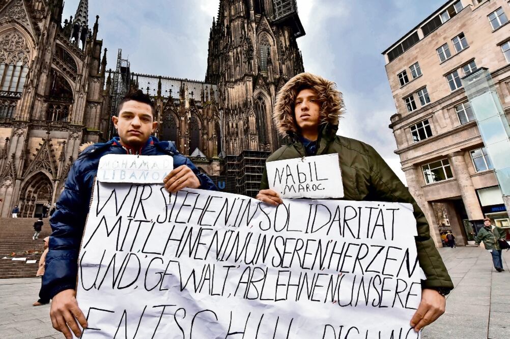 La titular de la Comisión Europea, Ursula von der Leyen afirmó que "necesitamos un nuevo marco legislativo para reforzar nuestra capacidad de actuar" ante la migración ilegal. Foto: AP/Archivo