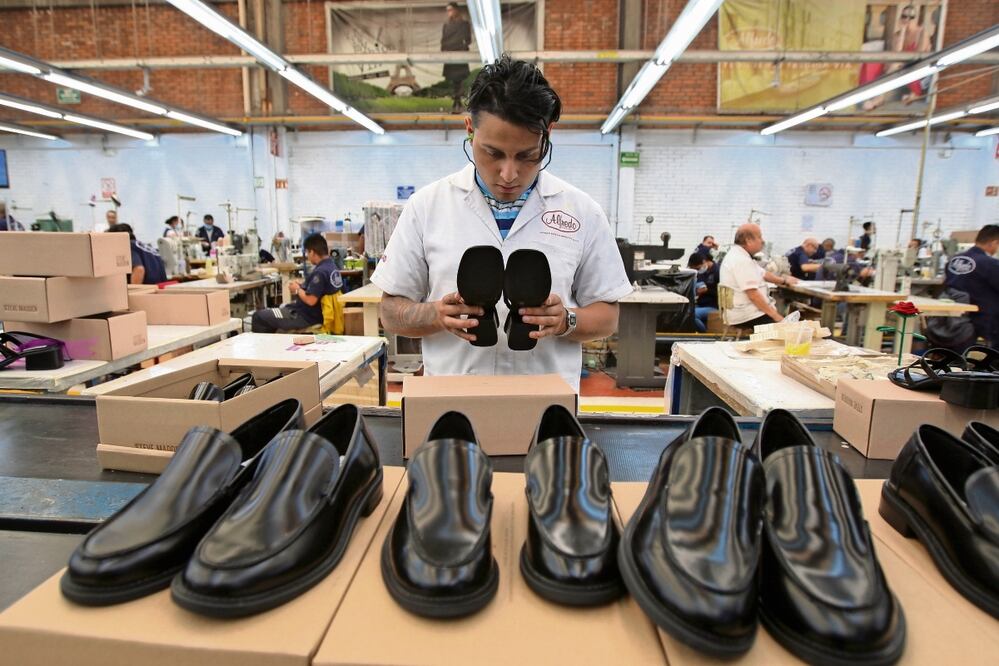 México recibió Inversión Extranjera Directa por 36 mil 58 millones de dólares el año pasado, 0.7% menos que en 2022, según datos oficiales. Foto: de Mario Armas. AP