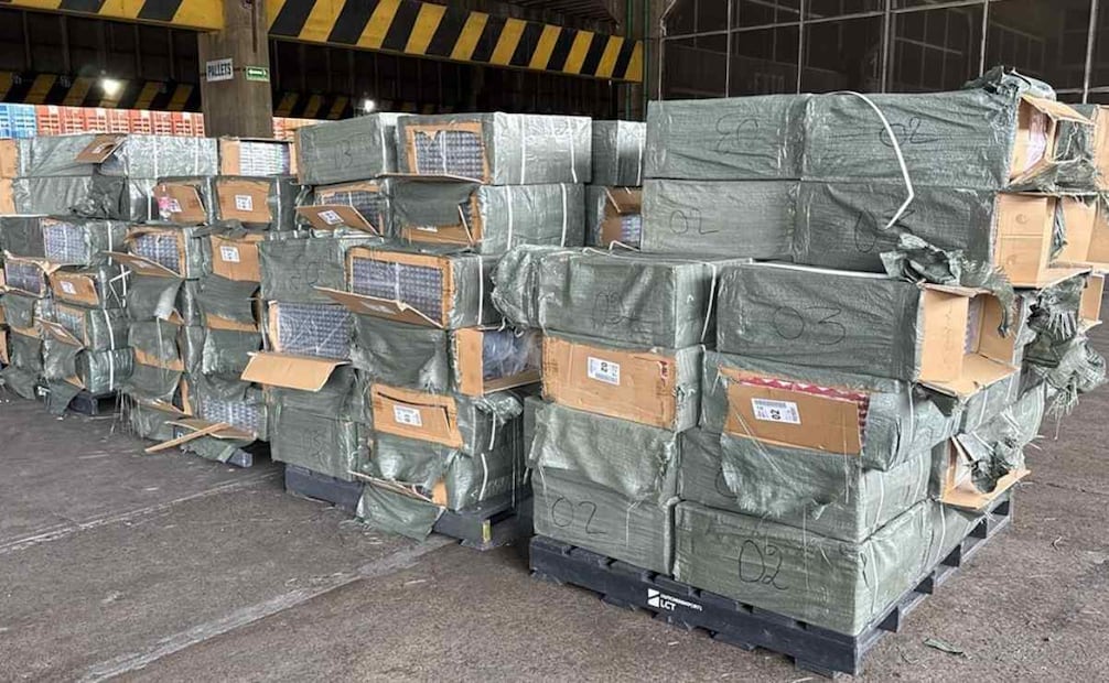 Aseguramiento de cigarros falsos en Lázaro Cárdenas, Michoacán. Foto: X @GabSeguridadMX