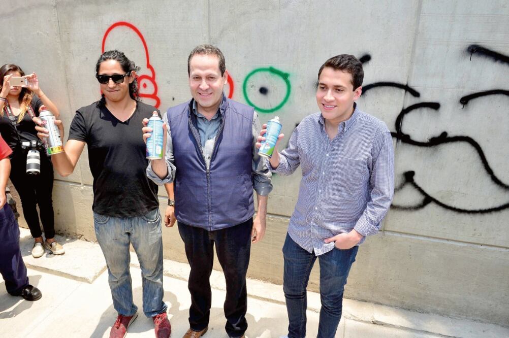 La idea es ofrecer espacios a los jóvenes talentosos de la región, conocidos como grafiteros, para que plasmen su arte y pueda ser apreciado por sus propios vecinos, además para que no se les estigmatice (ESPECIAL)