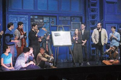 Méndez vive “Tiempos de amor” en Rent