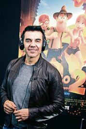 Uribe ya se siente cómodo en el doblaje