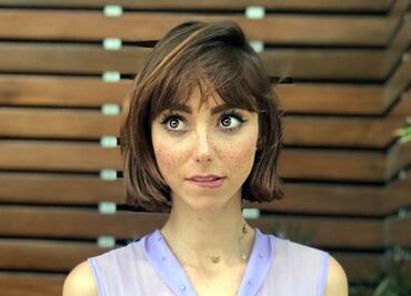 Natalia Téllez muestra sus curvas en sexy body de lentejuelas