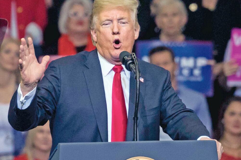 Crisis. Donald Trump declaró como emergencia nacional la inminente llegada de la caravana migrante a la frontera sur de Estados Unidos (LARRY SMITH. EFE)