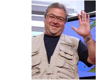 Calladito, Enrique Muñoz fue banquero, reportero y hasta Olga Breeskin se le sentó en las piernas