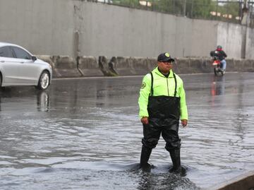 Lluvias intensas dejan 12 encharcamientos; activaron plan Tlaloque en tres alcaldías
