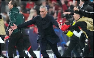Mourinho pide disculpas a Arbeloa por su celebración tras la victoria