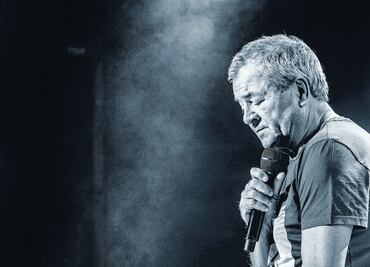 Un rockero profundo, morado y budista