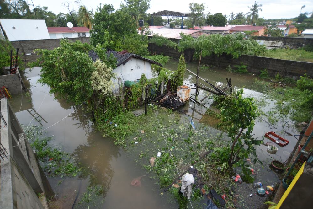 CFE restablece 75% de energía eléctrica en Guerrero tras paso de “Max”