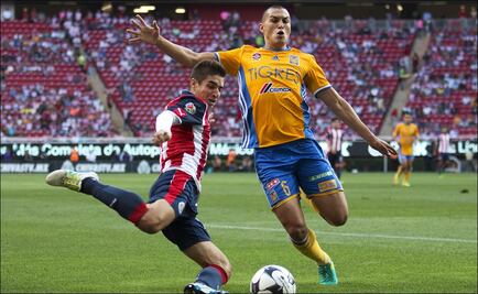 Chivas por Torres Nilo; Tigres por Brizuela
